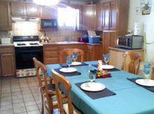 1363 Young Ave SW, Albuquerque, NM 87105