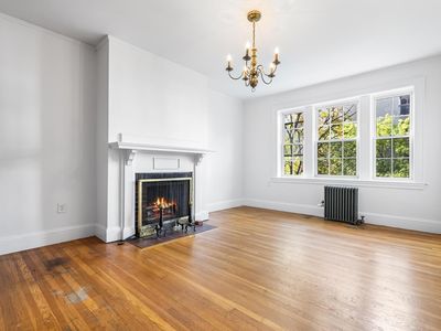 285 Harvard St APT 408, Cambridge, MA, 02139