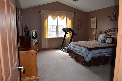 3rd image of 5832 Lonerise Ln