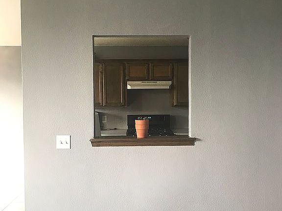 5th image of 2825 Wheatland Dr