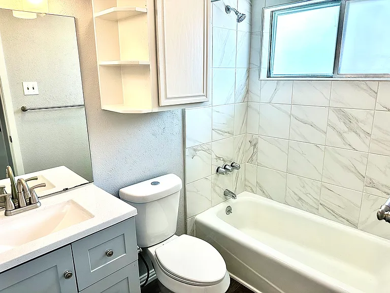4304 Jenny Ln — Photo 15