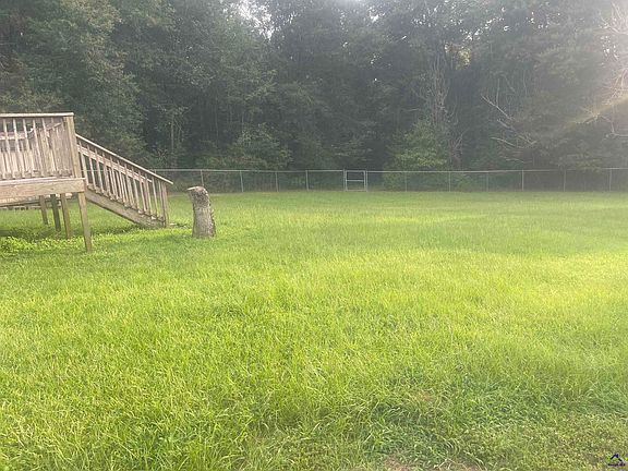 5th image of 203 Sisson Dr
