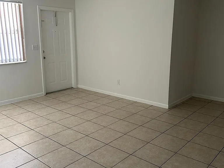 850 E Commercial Blvd #210A — Photo 12