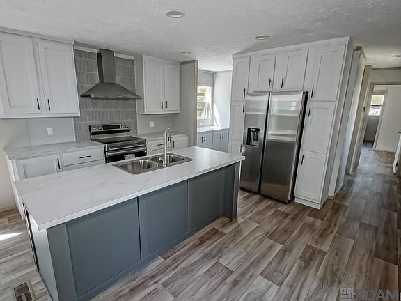 3rd image of 30446 Walker North Rd