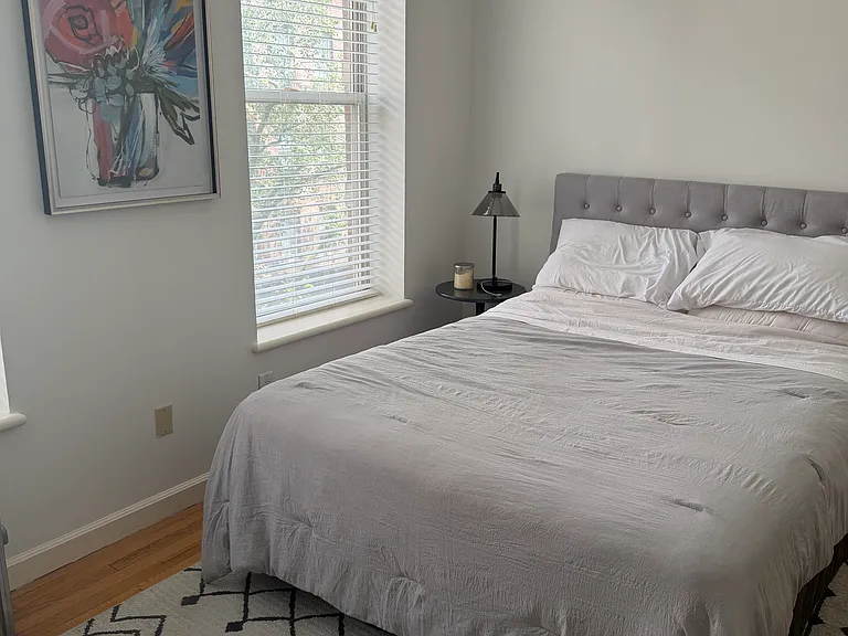 320 E 81st St #10 — Photo 3