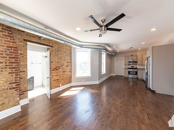 4th image of 623 E Groveland Park #1