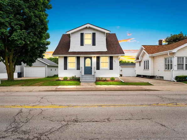 321 Depere Rd, Denmark, WI 54208