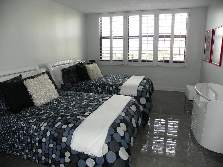 3400 N Ocean Dr #905 — Photo 14