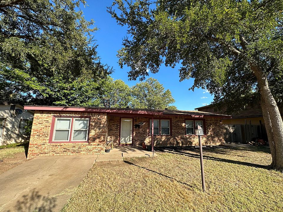 1st image of 3411 Lometa Dr