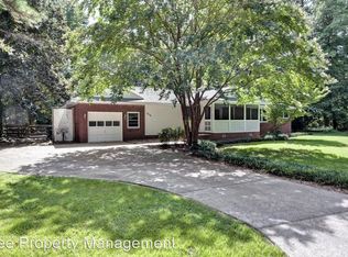 209 Yorkview Rd, Yorktown, VA 23692