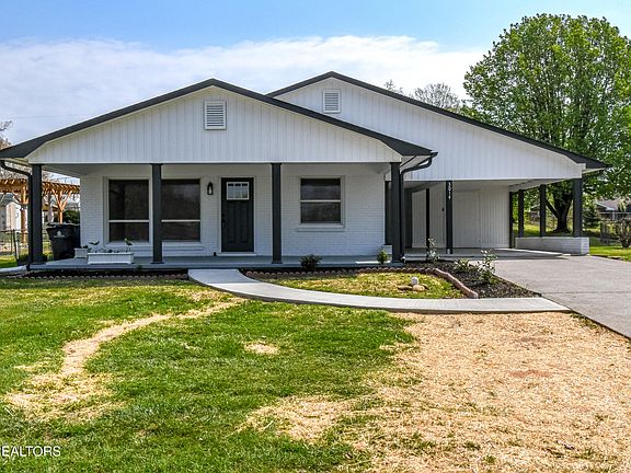 2nd image of 3014 Sanderson Rd