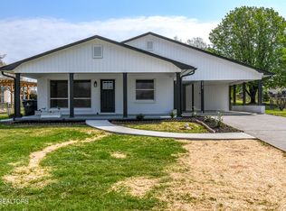 3014 Sanderson Rd, Knoxville, TN 37921