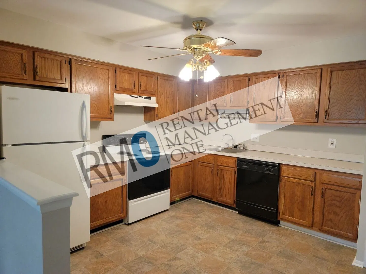 Charming unit in a quiet neighborhood — Photo 3