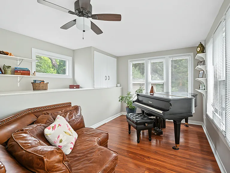 402 Turner Ave — Photo 8