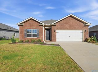 22584 Regent Dr, Athens, AL 35613