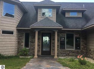 7658 Bellaire Hwy, Bellaire, MI 49615