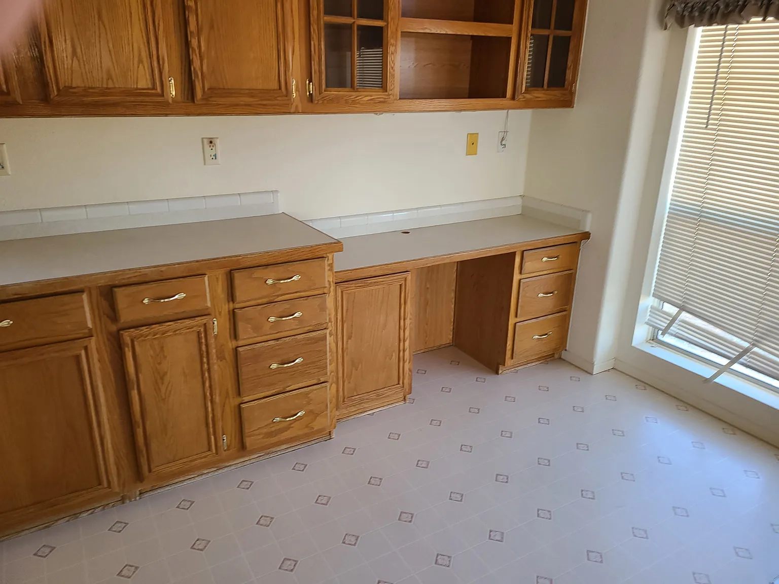 2 bed, 1792 sqft, $2,000 — Photo 4