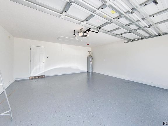 5th image of 11 Freeland Ln
