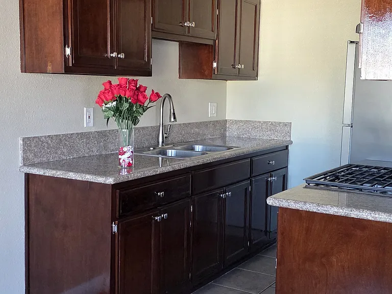 465 E Pasadena St #5 — Photo 1