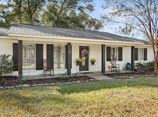 505 Lockwood Ave, Pelahatchie, MS 39145