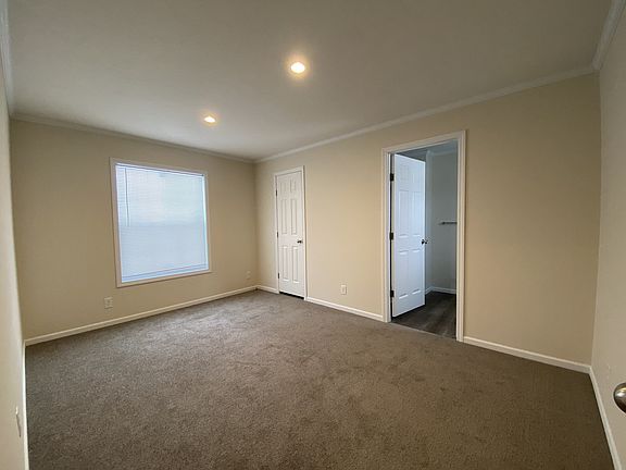 5th image of 57400 Bedford Blvd #420