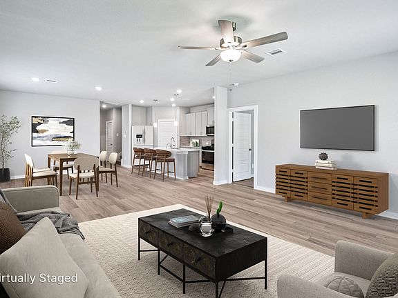 The Reynolds floorplan in Pine Lake Cove of Montgomery, TX.