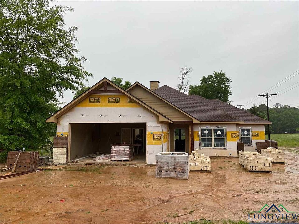 1st image of 102 Grace Ln