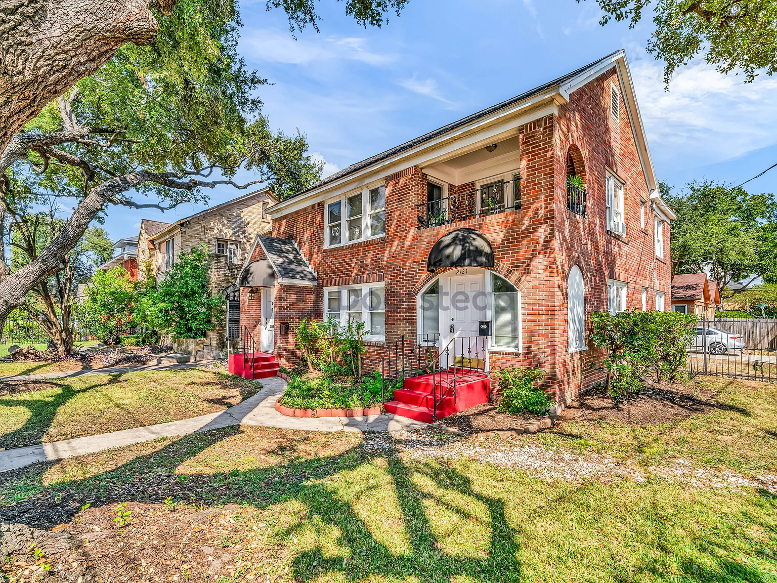 2 bed, 1.5 bath, 1350 sqft, $1,550 — Photo 3