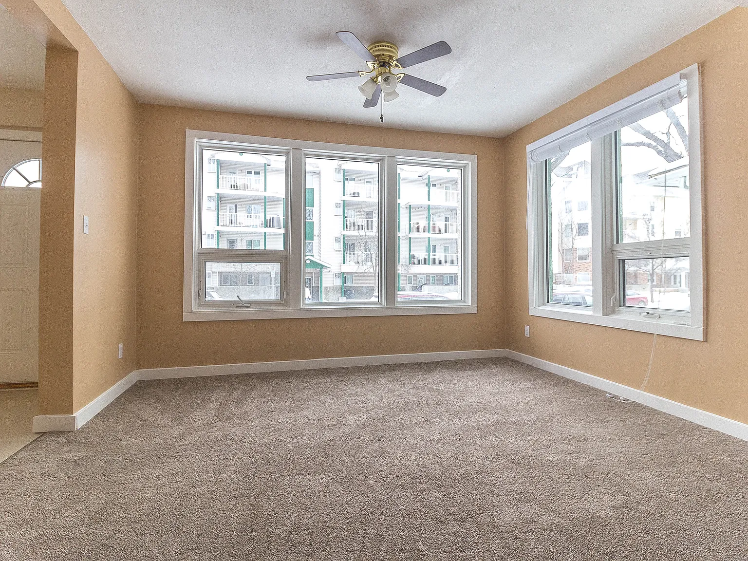 1 bed, $1,200 — Photo 2