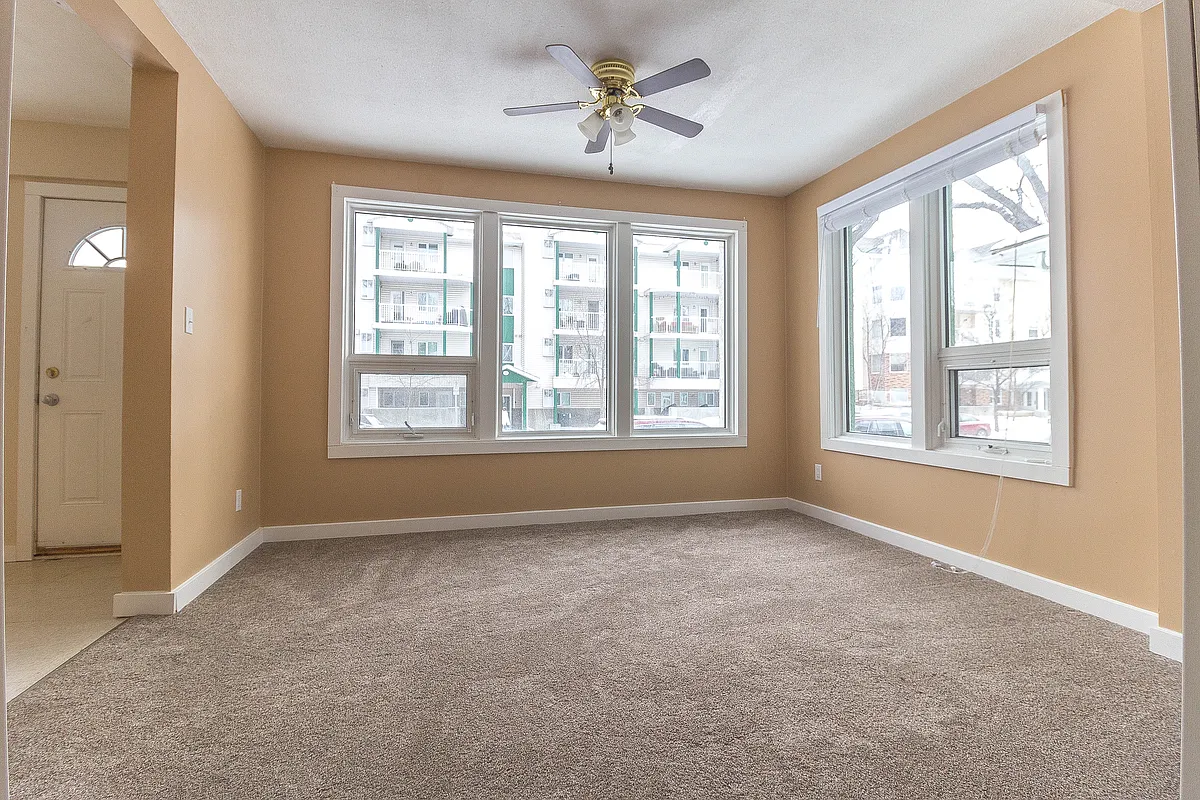 Building Photo - 2210 Angus St #1