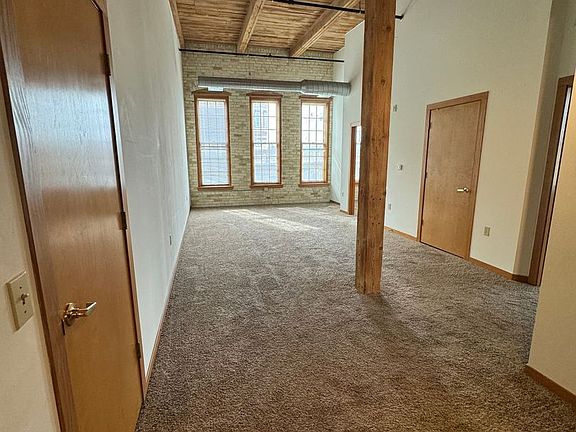 3rd image of 134 Main St #204