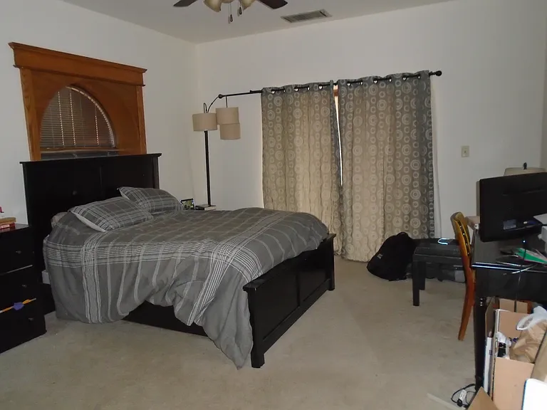 443 W Eugenie St #3E — Photo 6