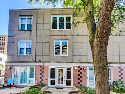 20 W 15th St UNIT B, Chicago, IL, 60605