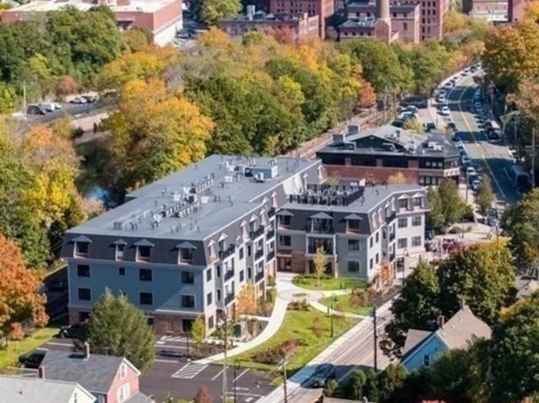 131 Eliot St #407, Milton, MA 02186