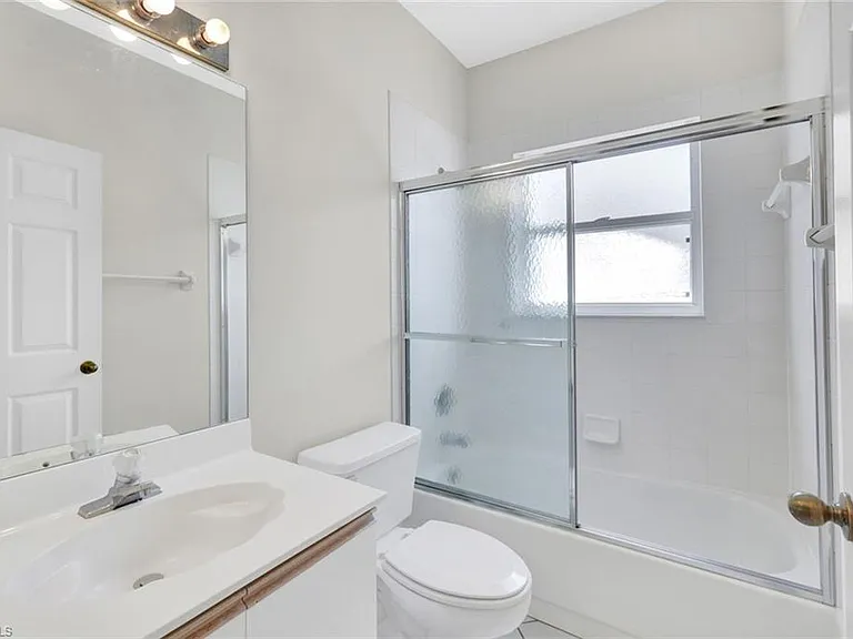 326 Bradstrom Cir #204F — Photo 23