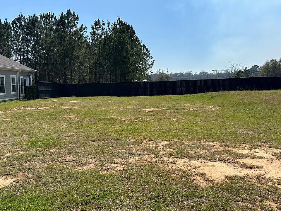 1st image of 105 Allander St