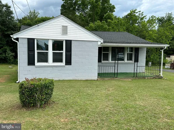 129 Cole St, Luray, VA 22835