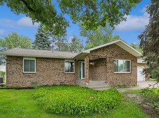 315 S Juniata St, Blue Grass, IA 52726
