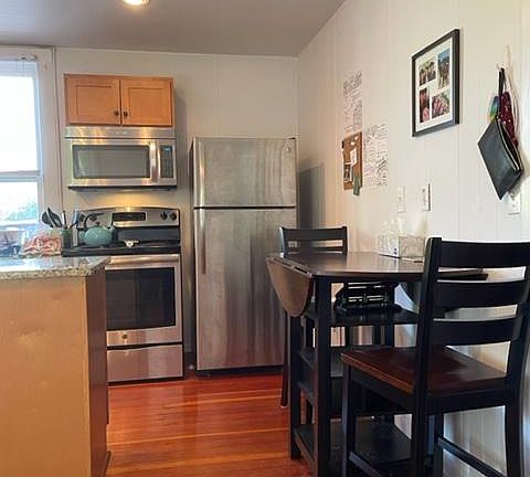 4th image of 606 Westover Ave APT 3