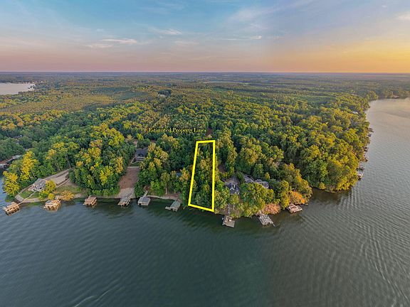 2nd image of 15 Harbor Dr #15