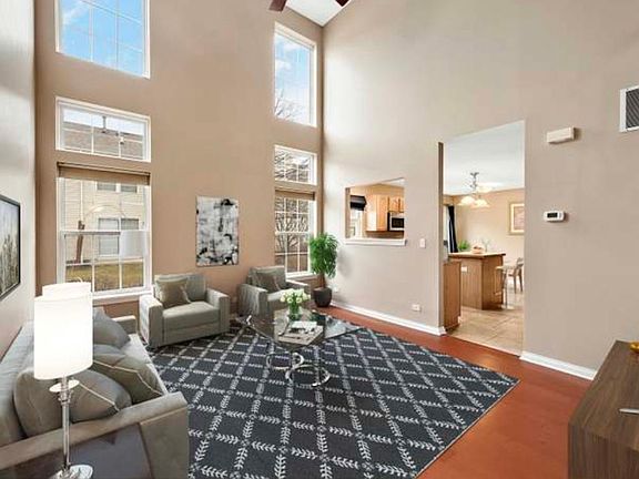 5th image of 9945 Thornton Way #9945