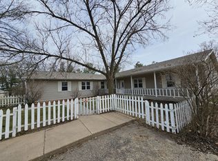 533 Lakeshore Ct, Weyauwega, WI 54983