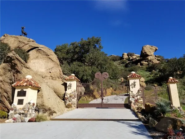 22001 Santa Susana Pass Rd, Chatsworth, CA 91311