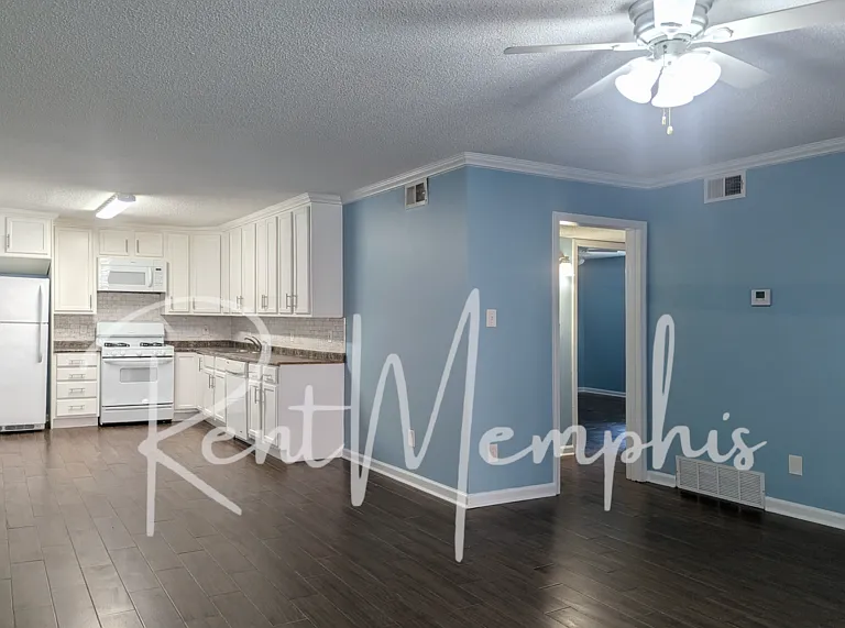 358 E Pkwy N #4 — Photo 2