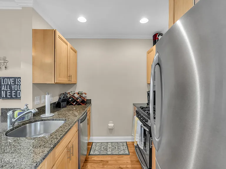 1211 Grand Ave #203 — Photo 11