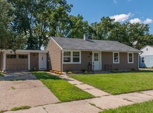 437 Manchester Dr, South Bend, IN
