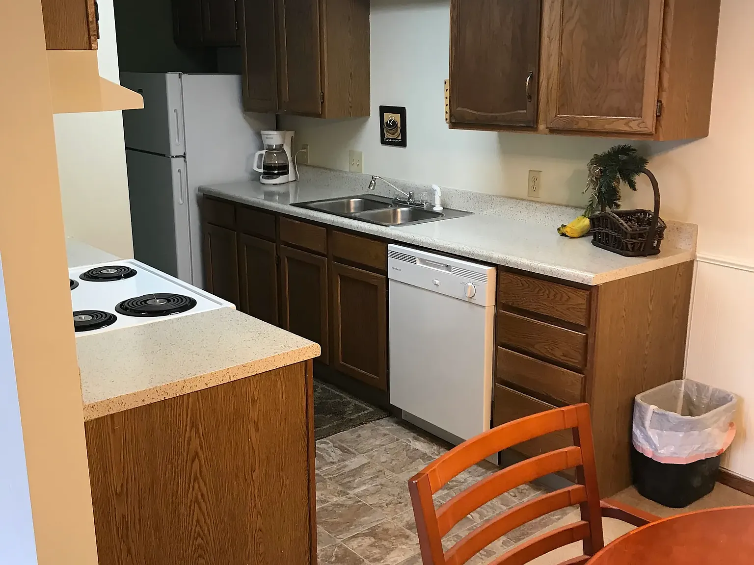 Creekstone Apartments — Photo 1