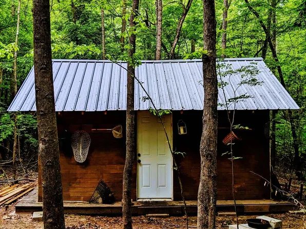 Hawkins Rd, Chatham, VA 24531