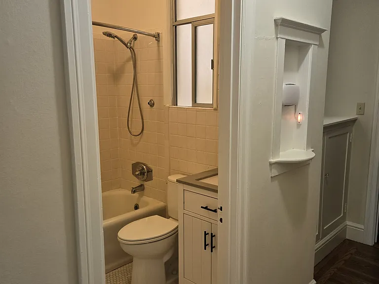 742 46th Ave #1 — Photo 7