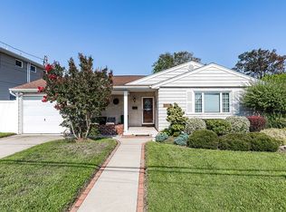 2551 Lefferts Pl, Bellmore, NY 11710